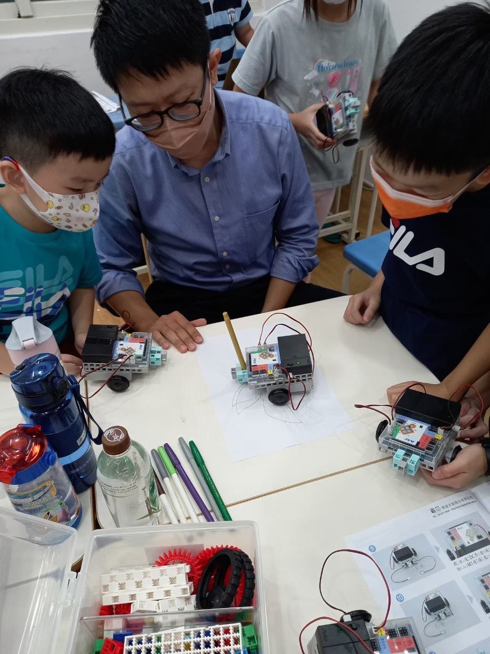 機器人組裝課程